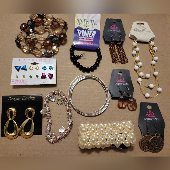 Jewelry - Jewelry Lot Costume Accessory Fashion Bracelets Necklace Earrings